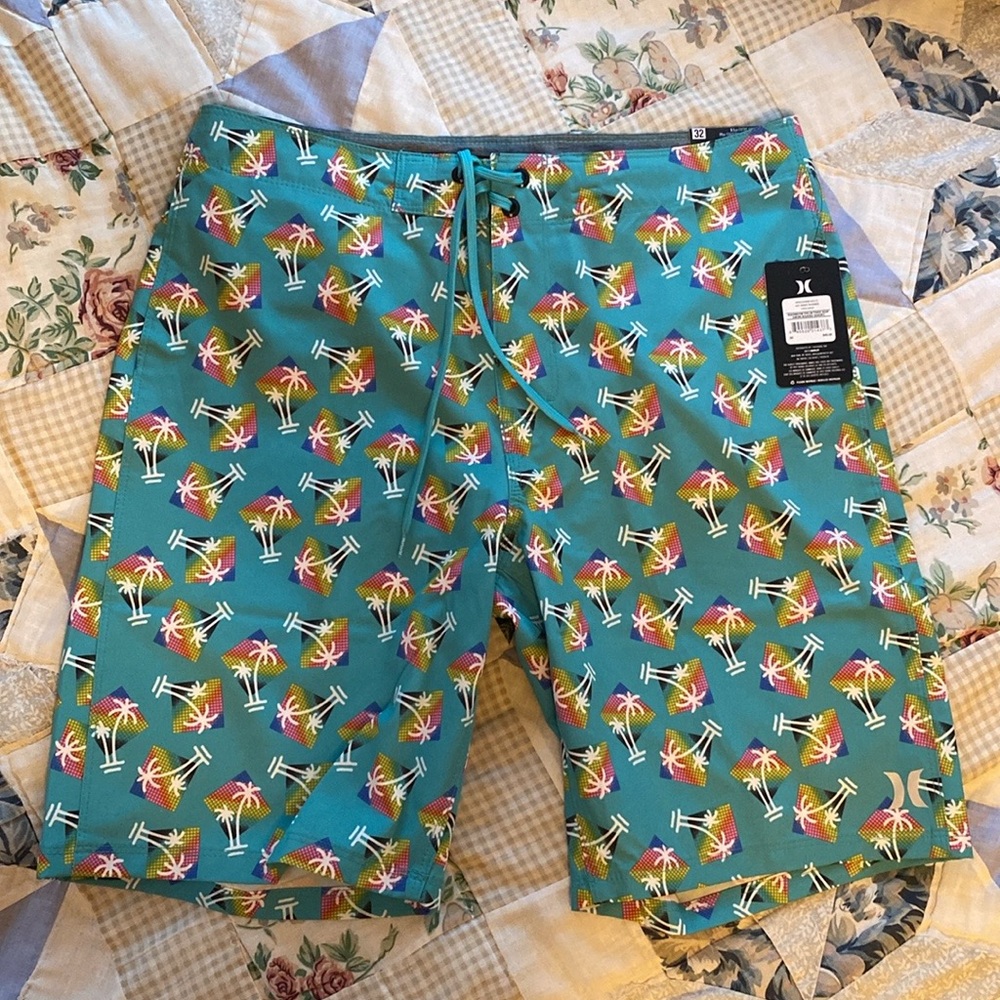 Hurley Teal Palm Tree Print Men Shorts